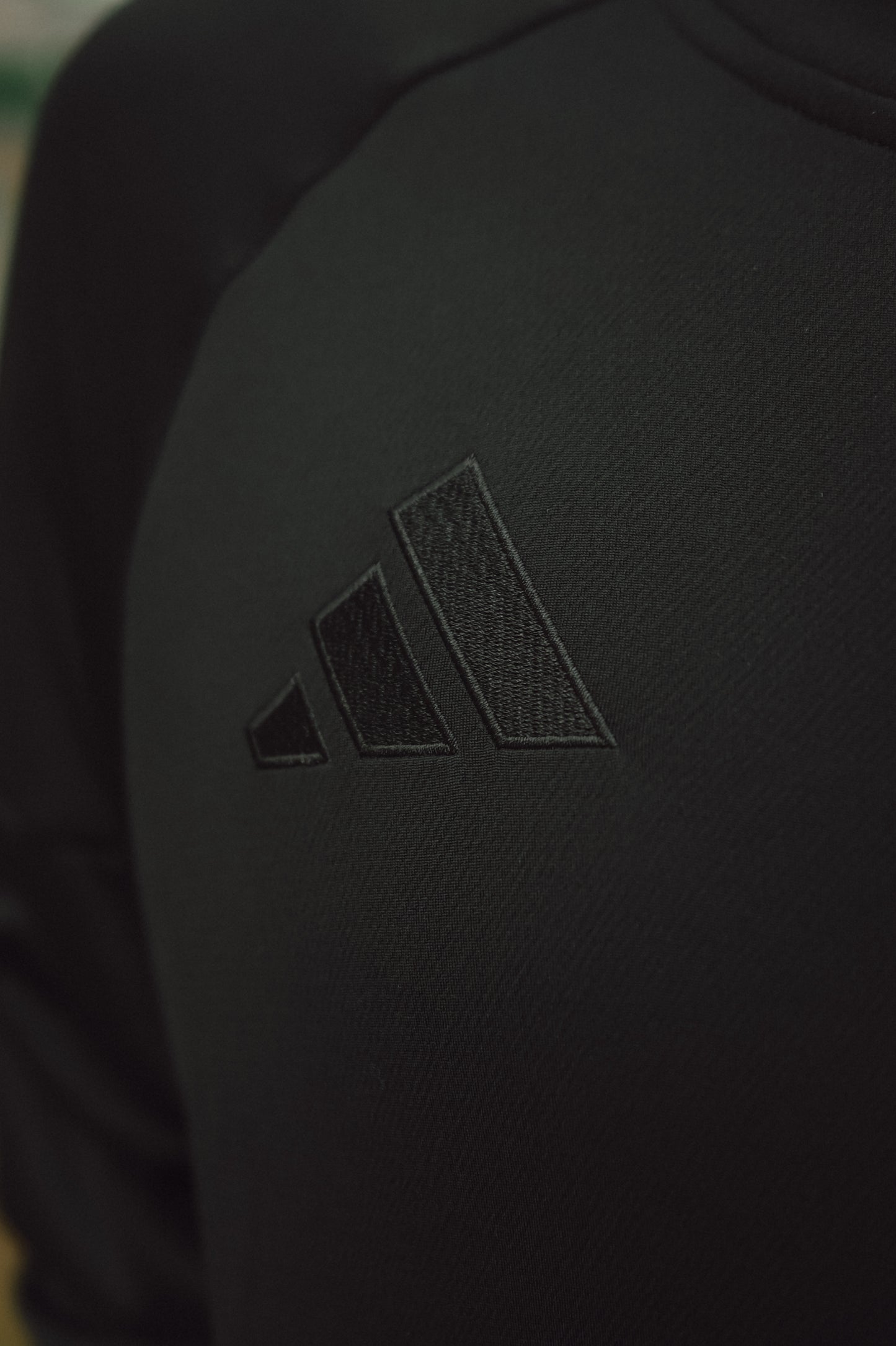 Bluza z kapturem adidas młotki haft